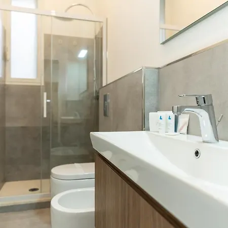 Downtown With Terrace And Garage * Комо