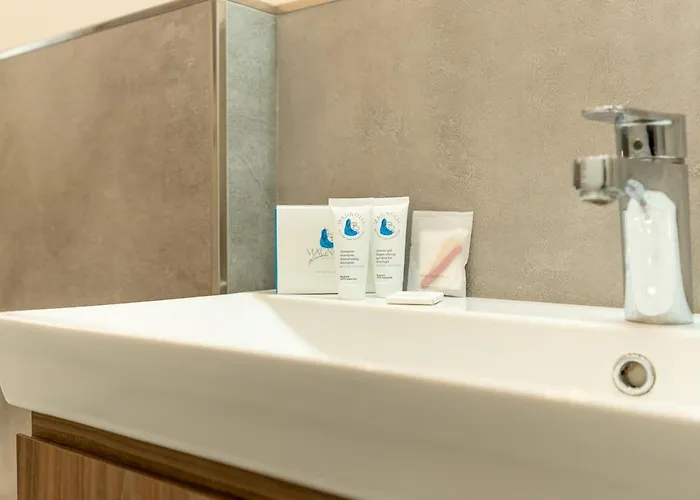 아파트 Downtown With Terrace And Garage