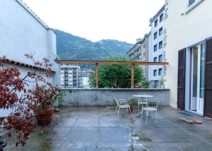 Downtown With Terrace And Garage * Como