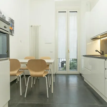 Downtown With Terrace And Garage Apartment *