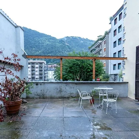 Downtown With Terrace And Garage * Como